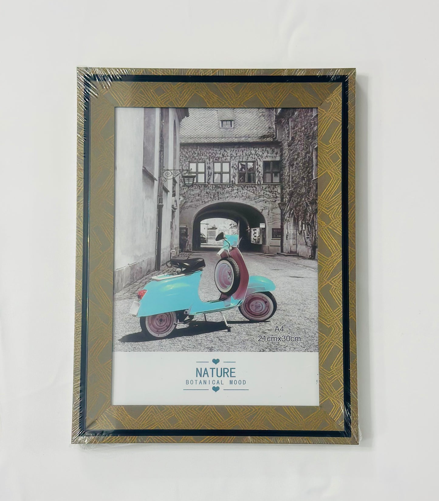 Auriu Brumat – Ramă Foto Aur deschis cu accent aurii