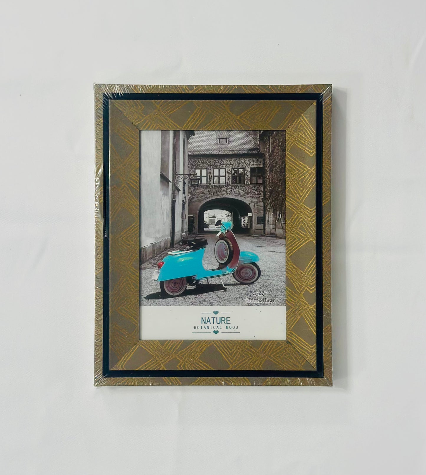 Auriu Brumat – Ramă Foto Aur deschis cu accent aurii