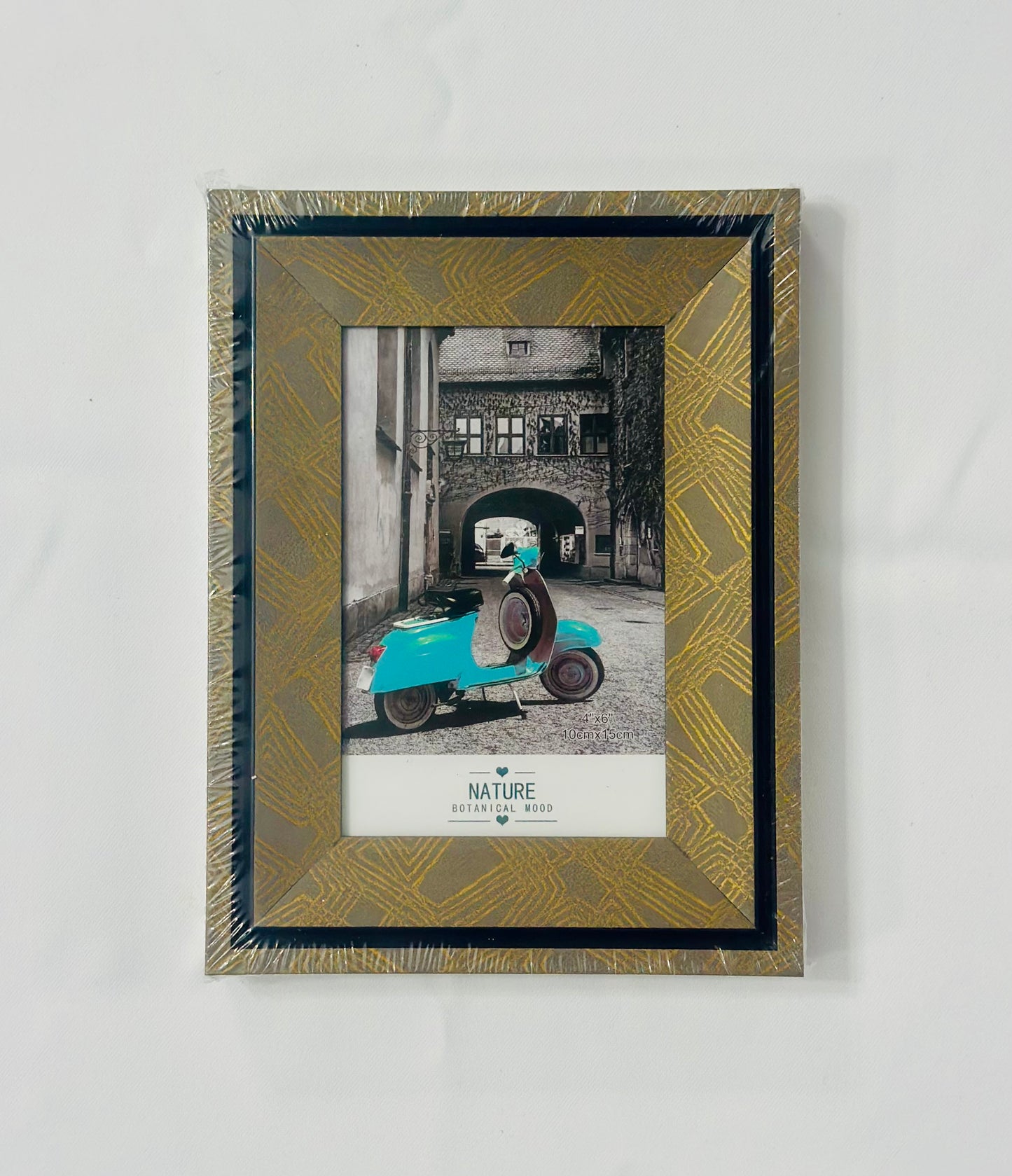 Auriu Brumat – Ramă Foto Aur deschis cu accent aurii